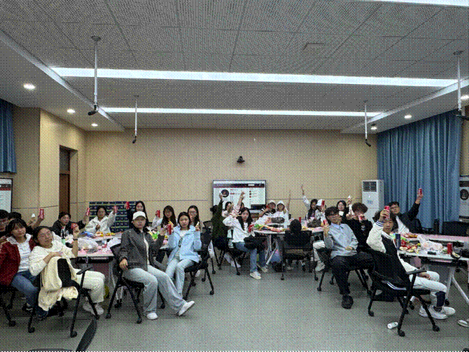 2025-10-30 20:53:43.993000